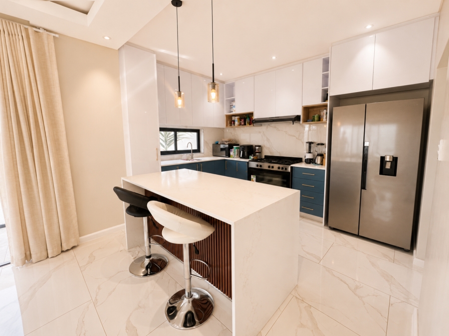 4 Bedroom Property for Sale in Sandown Western Cape